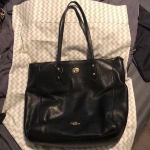 Coach (authentic) Extra Large Black Tote Bag